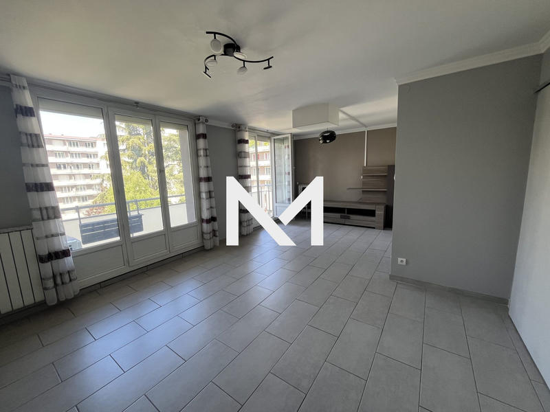 Appartement - 89 m² - 4 pièces