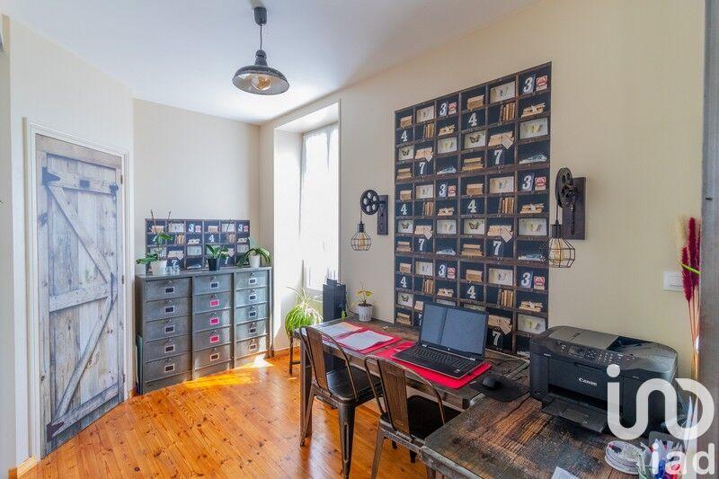 Maison - 170 m² - 8 pièces