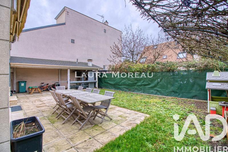 Maison - 163 m² - 8 pièces