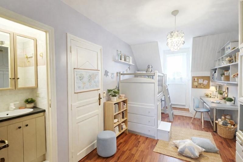 Pavillon - 200 m² - 8 pièces