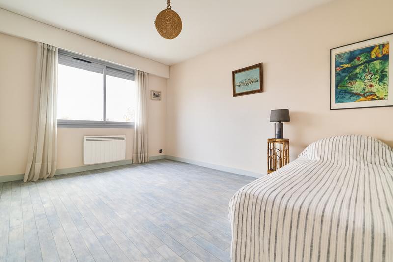 Appartement - 157 m² - 6 pièces