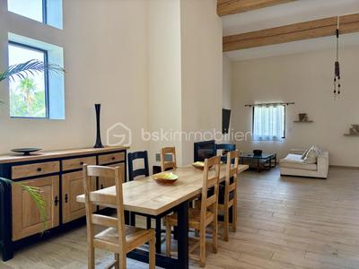 Villa - 350 m² - 12 pièces