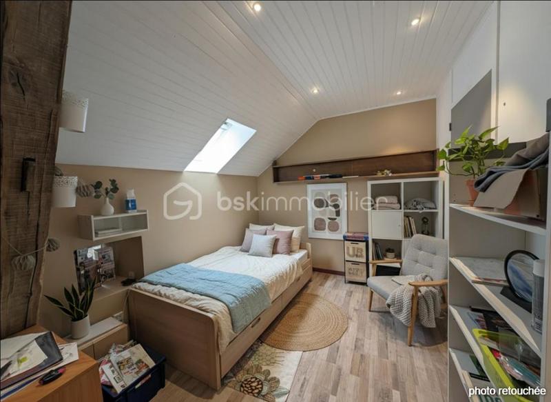 Maison - 257 m² - 8 pièces