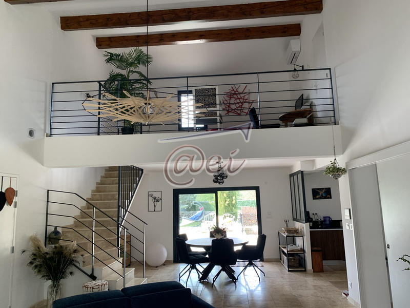 Villa - 170 m² - 6 pièces