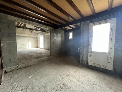 Maison - 152 m² - 6 pièces