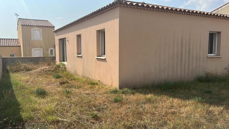 Villa - 90 m² - 4 pièces