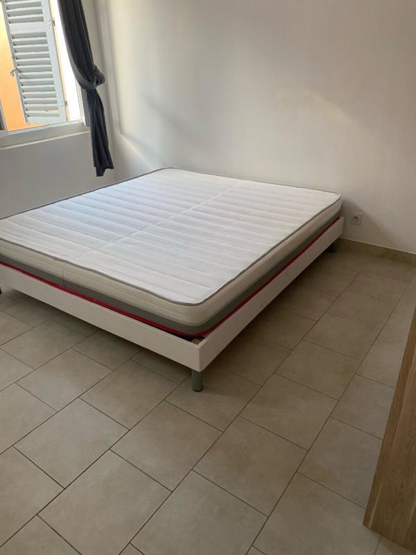 Immeuble - 225 m² - 18 pièces