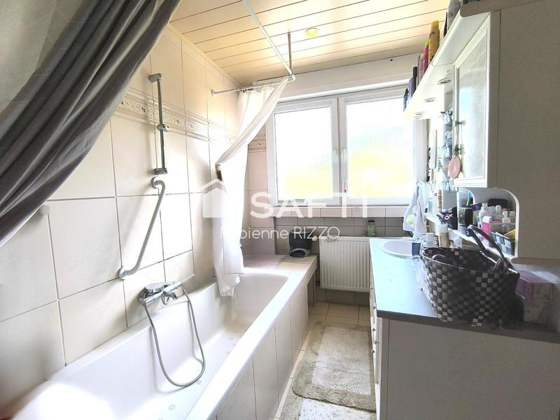 Maison - 195 m² - 8 pièces