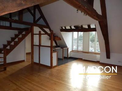 Immeuble - 214 m² - 10 pièces