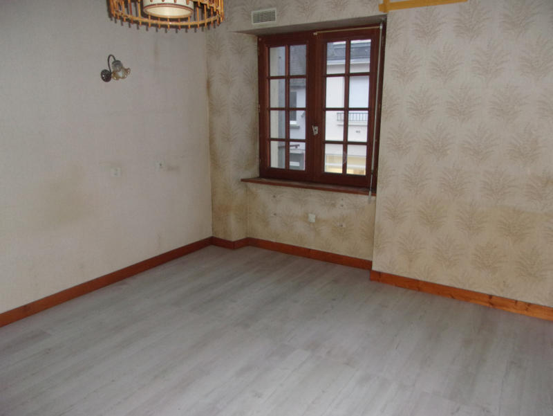 Immeuble - 114 m² - 7 pièces