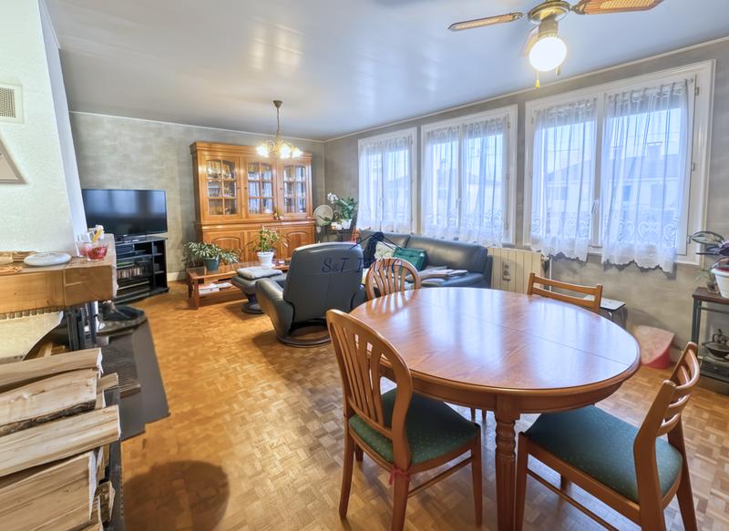 Maison - 80 m² - 4 pièces