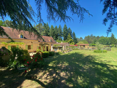 Maison - 216 m² - 7 pièces