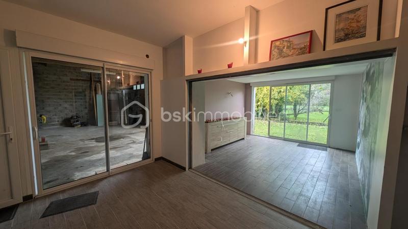 Pavillon - 140 m² - 5 pièces