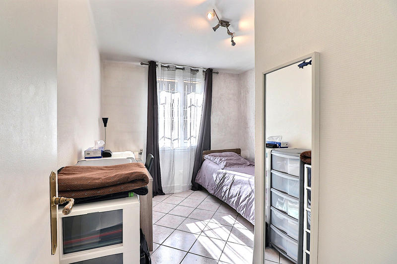 Appartement - 70 m² - 4 pièces