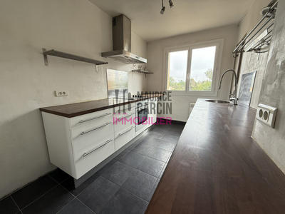 Appartement - 77 m² - 4 pièces