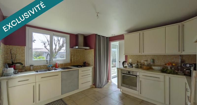 Maison - 185 m² - 7 pièces