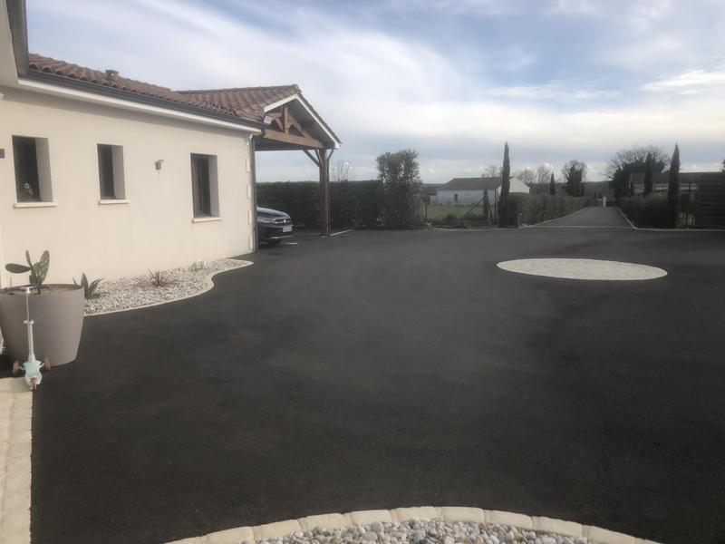 Maison - 90 m² - 3 pièces