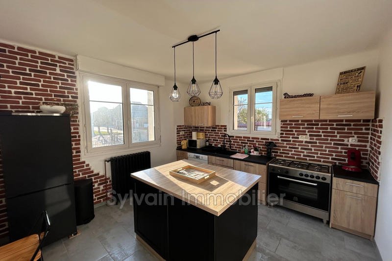 Maison - 104 m² - 5 pièces