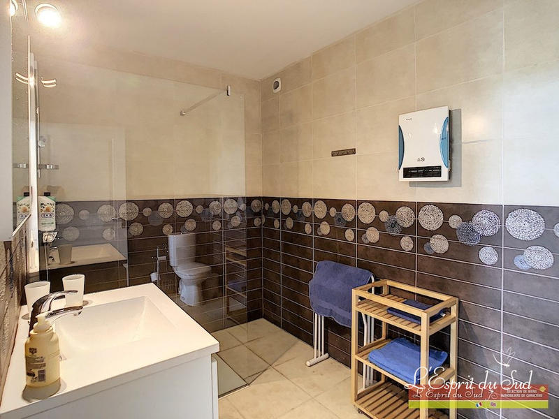 Maison - 280 m² - 4 pièces