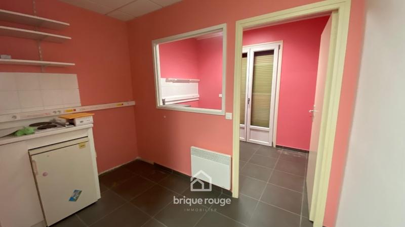 Local d'activité / Entrepôt - 109 m² - 1 pièce