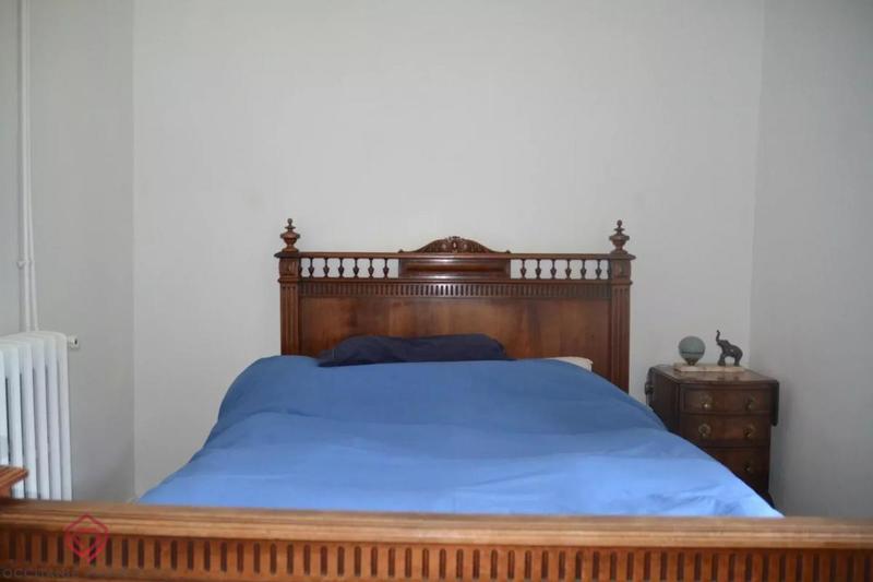 Propriété - 167 m² - 9 pièces