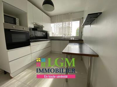 Appartement - 82 m² - 4 pièces