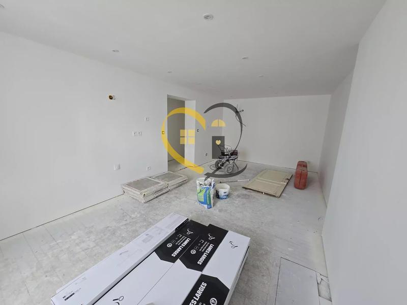 Immeuble mixte - 300 m²