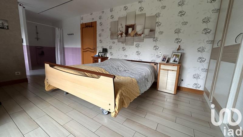 Maison - 270 m² - 10 pièces