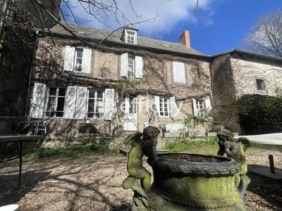 Maison bourgeoise - 350 m² - 12 pièces