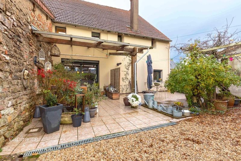 Maison - 192 m² - 7 pièces