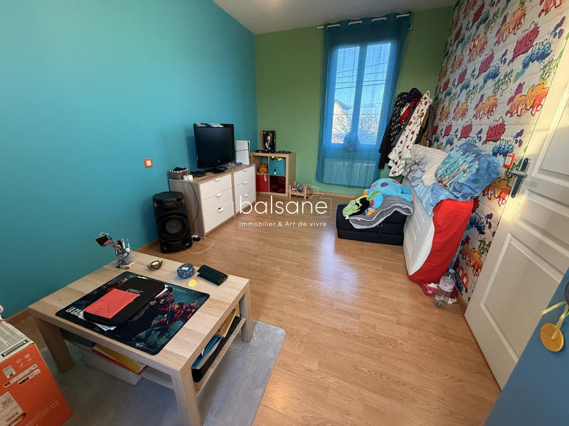 Maison - 100 m² - 6 pièces