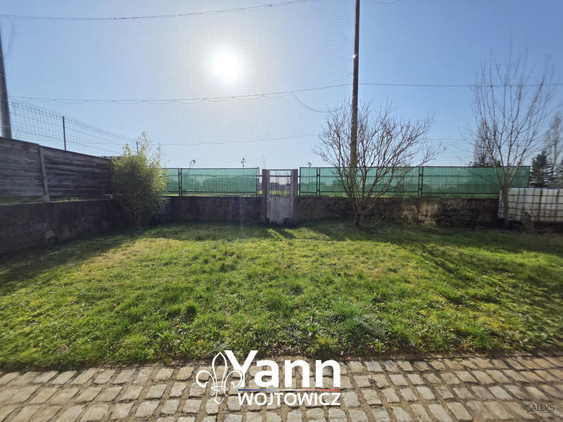 Maison - 97 m² - 5 pièces