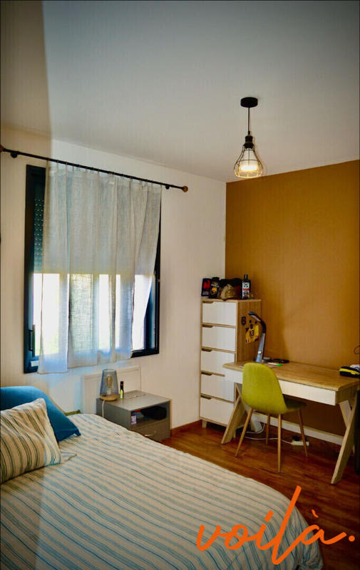 Maison - 145 m² - 8 pièces