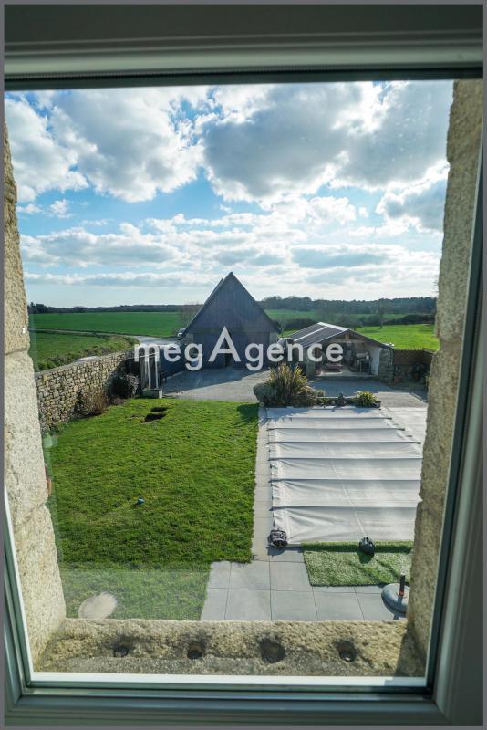 Maison - 276 m² - 10 pièces