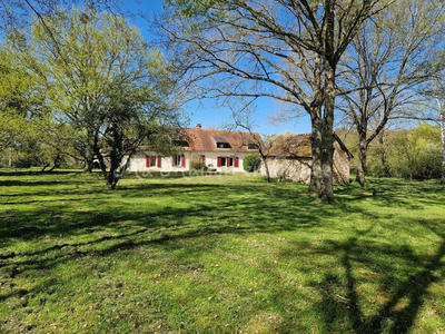 Maison - 94 m² - 5 pièces