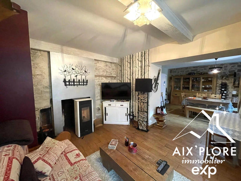 Maison - 100 m² - 4 pièces