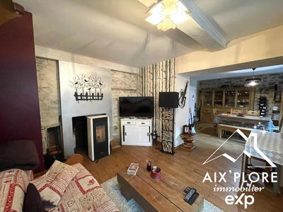 Maison traditionnelle - 100 m² - 4 pièces