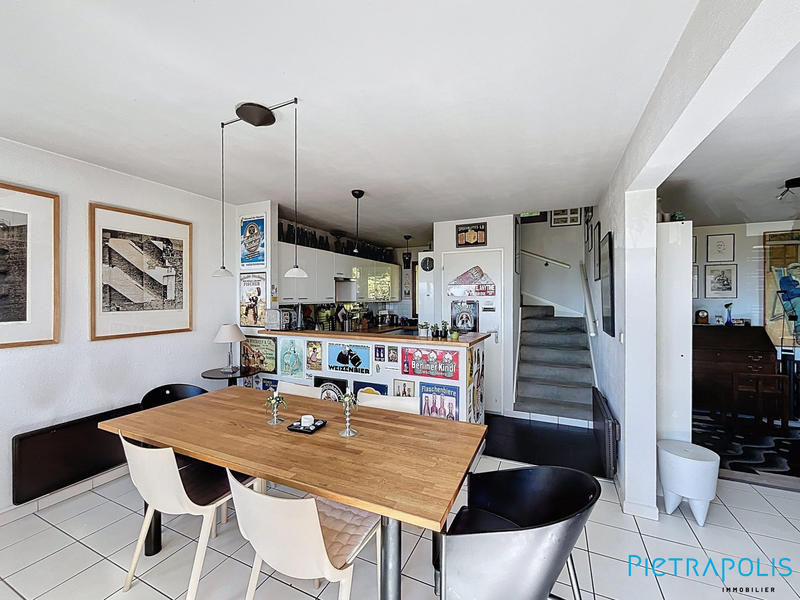 Maison - 139 m² - 6 pièces