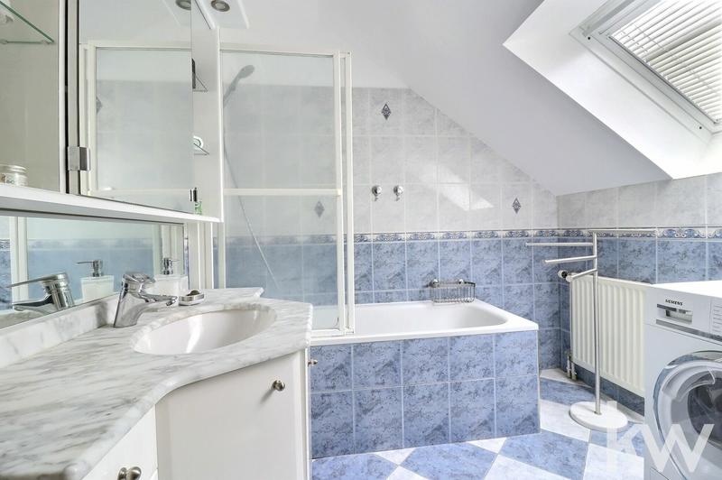 Maison - 98 m² - 4 pièces