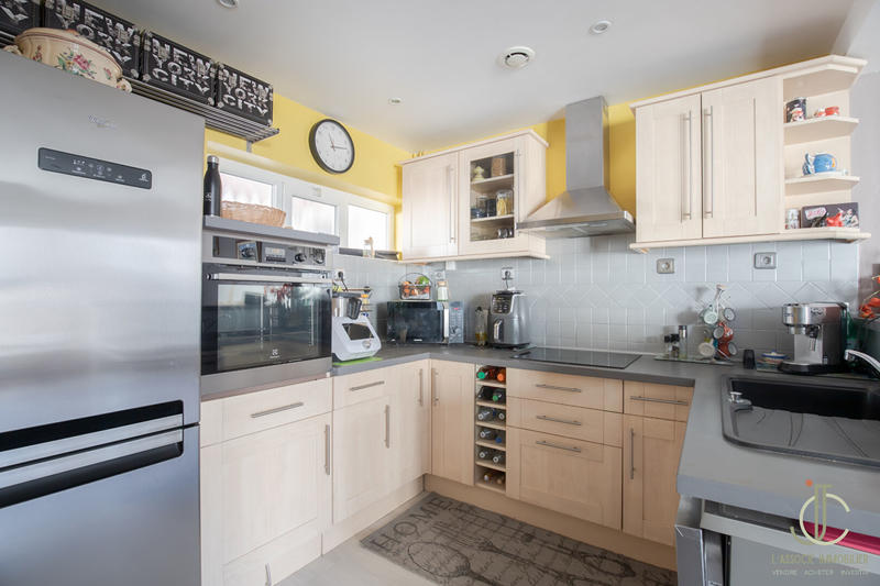 Appartement - 76 m² - 3 pièces