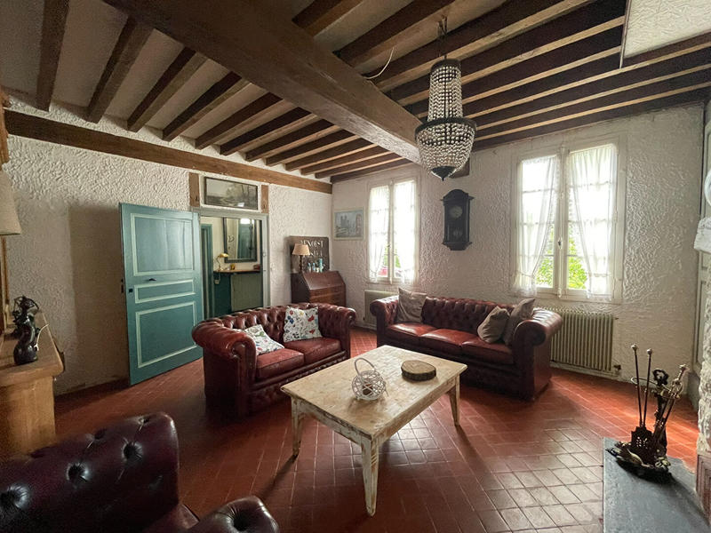 Demeure - 184 m² - 7 pièces