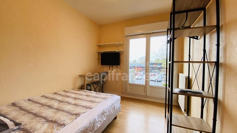 Appartement - 80 m² - 4 pièces