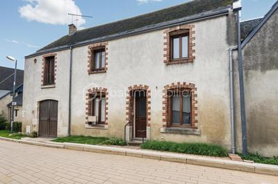 Maison en pierre - 100 m² - 5 pièces