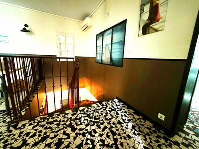 Fonds de commerce - 200 m²