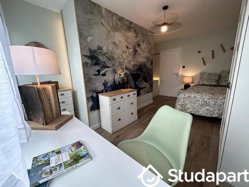 Chambre - 15 m² - 1 pièce