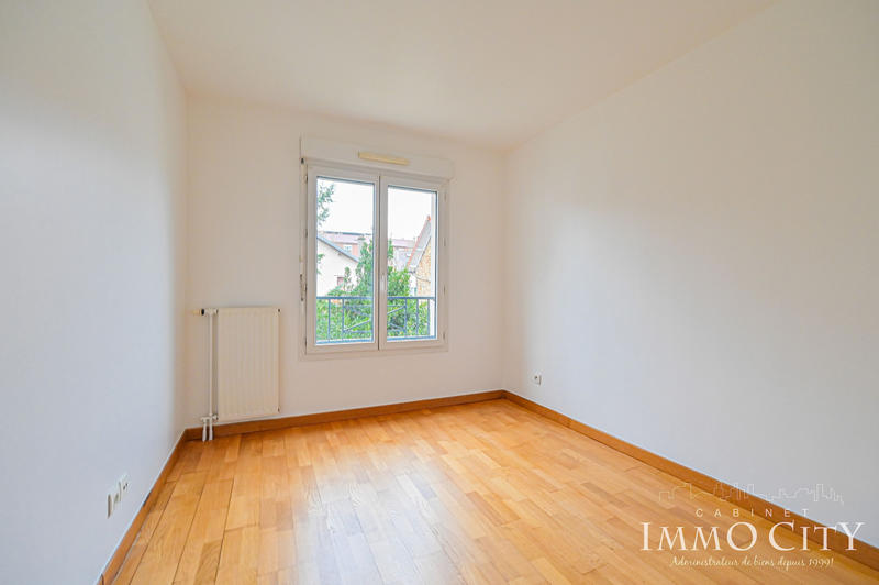 Appartement - 79 m² - 4 pièces