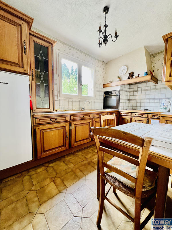 Maison - 95 m² - 5 pièces