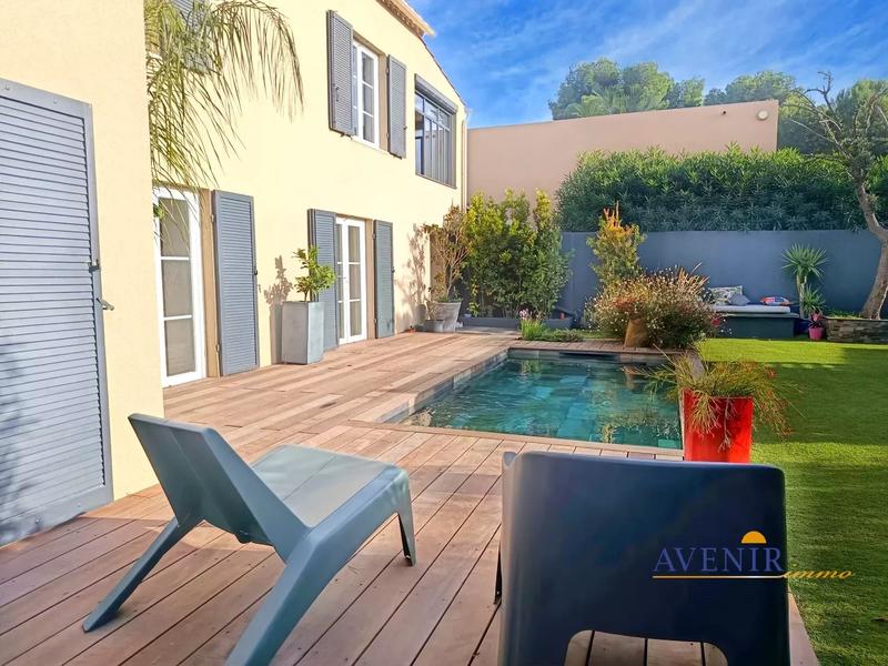 Maison - 135 m² - 5 pièces