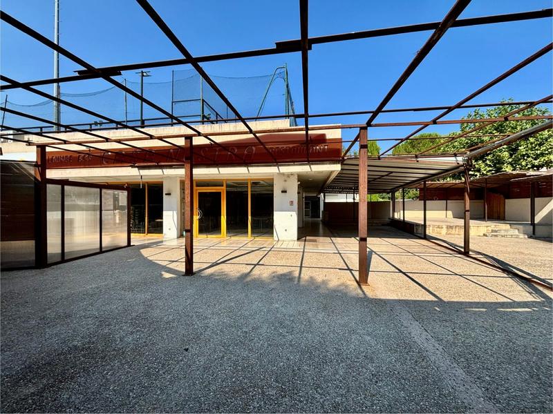 Local commercial - 170 m²