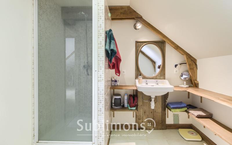 Maison - 199 m² - 7 pièces